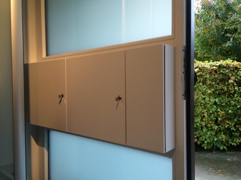 Briefkasten innenliegend bei Haustür